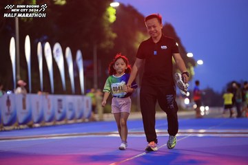 BINH DUONG NEW CITY HALF MARATHON 2024 - Ảnh #1729353