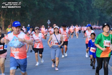 BINH DUONG NEW CITY HALF MARATHON 2024 - Ảnh #1772408