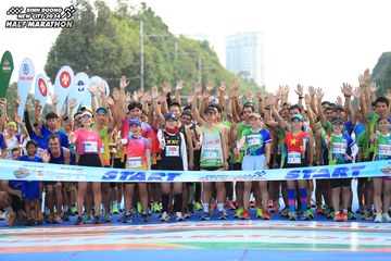 BINH DUONG NEW CITY HALF MARATHON 2024 - Ảnh #1736153