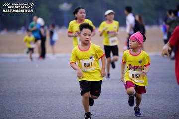 BINH DUONG NEW CITY HALF MARATHON 2024 - Ảnh #1725323