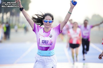 BINH DUONG NEW CITY HALF MARATHON 2024 - Ảnh #1758496