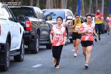 BINH DUONG NEW CITY HALF MARATHON 2024 - Ảnh #1756243