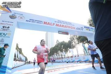 BINH DUONG NEW CITY HALF MARATHON 2024 - Ảnh #1821996