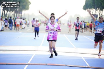 BINH DUONG NEW CITY HALF MARATHON 2024 - Ảnh #1763586