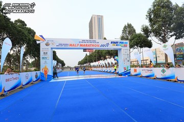 BINH DUONG NEW CITY HALF MARATHON 2024 - Ảnh #1736086
