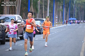 BINH DUONG NEW CITY HALF MARATHON 2024 - Ảnh #1755516