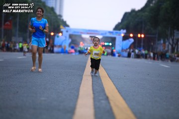 BINH DUONG NEW CITY HALF MARATHON 2024 - Ảnh #1727850