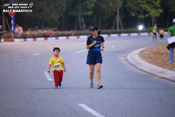 BINH DUONG NEW CITY HALF MARATHON 2024 - Ảnh #1727281