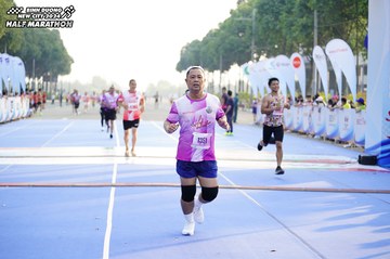BINH DUONG NEW CITY HALF MARATHON 2024 - Ảnh #1761908