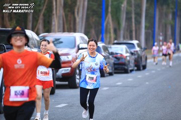 BINH DUONG NEW CITY HALF MARATHON 2024 - Ảnh #1755475