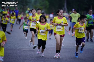 BINH DUONG NEW CITY HALF MARATHON 2024 - Ảnh #1724681