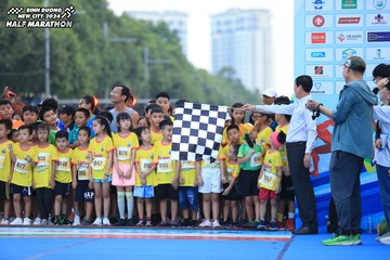 BINH DUONG NEW CITY HALF MARATHON 2024 - Ảnh #1727415