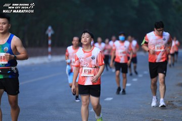 BINH DUONG NEW CITY HALF MARATHON 2024 - Ảnh #1750386