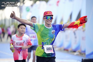 BINH DUONG NEW CITY HALF MARATHON 2024 - Ảnh #1759319