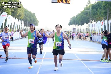 BINH DUONG NEW CITY HALF MARATHON 2024 - Ảnh #1760450