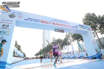 BINH DUONG NEW CITY HALF MARATHON 2024 - Ảnh #1821947