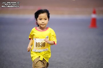 BINH DUONG NEW CITY HALF MARATHON 2024 - Ảnh #1725877