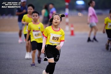 BINH DUONG NEW CITY HALF MARATHON 2024 - Ảnh #1725631