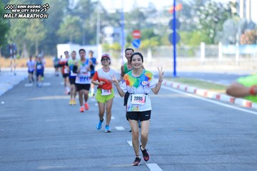 BINH DUONG NEW CITY HALF MARATHON 2024 - Ảnh #1769736
