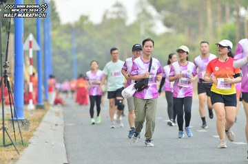 BINH DUONG NEW CITY HALF MARATHON 2024 - Ảnh #1750390