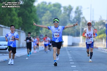 BINH DUONG NEW CITY HALF MARATHON 2024 - Ảnh #1765860