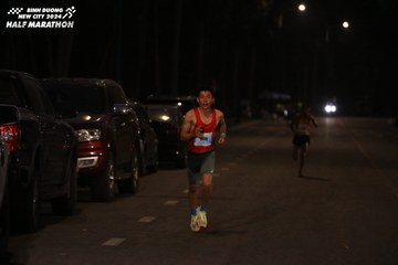 BINH DUONG NEW CITY HALF MARATHON 2024 - Ảnh #1739883