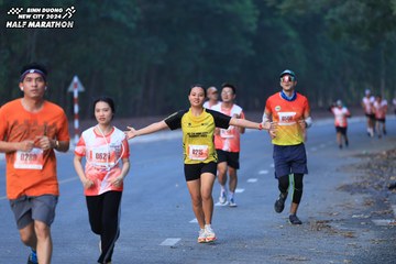 BINH DUONG NEW CITY HALF MARATHON 2024 - Ảnh #1750250
