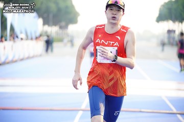 BINH DUONG NEW CITY HALF MARATHON 2024 - Ảnh #1758220