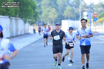 BINH DUONG NEW CITY HALF MARATHON 2024 - Ảnh #1770236