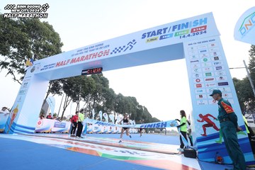 BINH DUONG NEW CITY HALF MARATHON 2024 - Ảnh #1738265