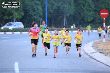 BINH DUONG NEW CITY HALF MARATHON 2024 - Ảnh #1726312
