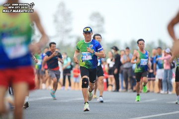 BINH DUONG NEW CITY HALF MARATHON 2024 - Ảnh #1737058