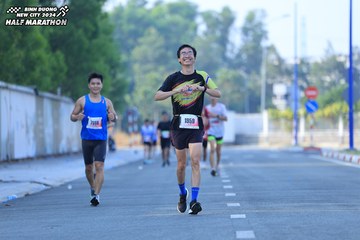 BINH DUONG NEW CITY HALF MARATHON 2024 - Ảnh #1768454