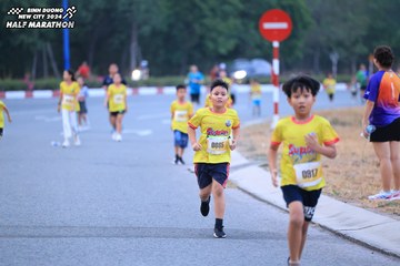 BINH DUONG NEW CITY HALF MARATHON 2024 - Ảnh #1726447