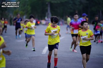 BINH DUONG NEW CITY HALF MARATHON 2024 - Ảnh #1724595