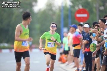 BINH DUONG NEW CITY HALF MARATHON 2024 - Ảnh #1736594