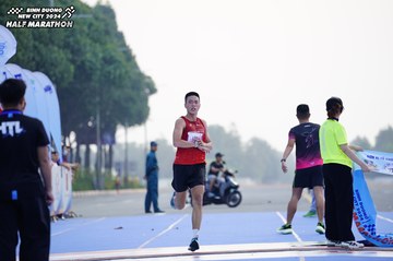 BINH DUONG NEW CITY HALF MARATHON 2024 - Ảnh #1770970