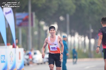 BINH DUONG NEW CITY HALF MARATHON 2024 - Ảnh #1738481