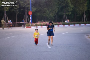 BINH DUONG NEW CITY HALF MARATHON 2024 - Ảnh #1727268