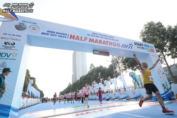 BINH DUONG NEW CITY HALF MARATHON 2024 - Ảnh #1821777