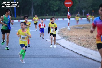 BINH DUONG NEW CITY HALF MARATHON 2024 - Ảnh #1726231