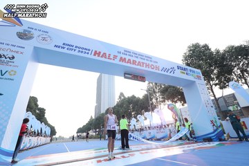 BINH DUONG NEW CITY HALF MARATHON 2024 - Ảnh #1738335