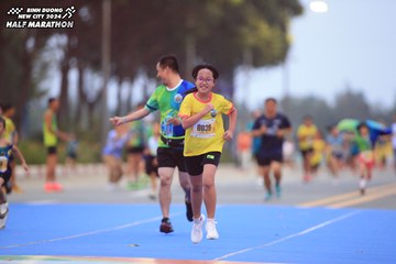 BINH DUONG NEW CITY HALF MARATHON 2024 - Ảnh #1729034