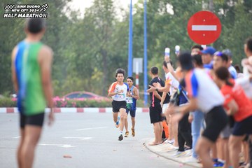 BINH DUONG NEW CITY HALF MARATHON 2024 - Ảnh #1736401