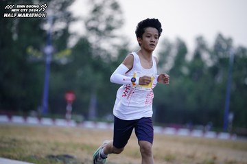 BINH DUONG NEW CITY HALF MARATHON 2024 - Ảnh #1724550