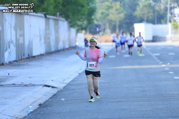 BINH DUONG NEW CITY HALF MARATHON 2024 - Ảnh #1770089