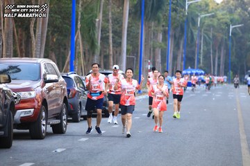 BINH DUONG NEW CITY HALF MARATHON 2024 - Ảnh #1756349