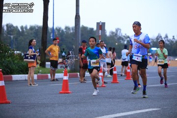 BINH DUONG NEW CITY HALF MARATHON 2024 - Ảnh #1727928