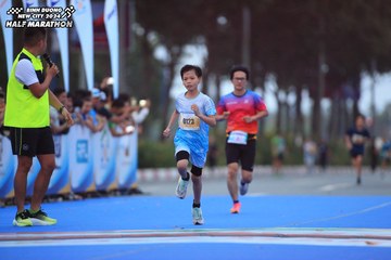 BINH DUONG NEW CITY HALF MARATHON 2024 - Ảnh #1728879