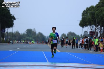 BINH DUONG NEW CITY HALF MARATHON 2024 - Ảnh #1737193